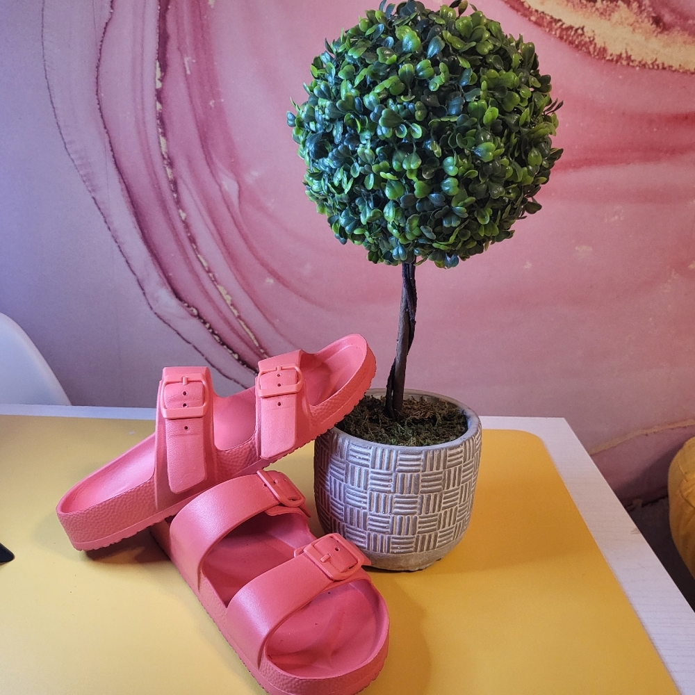Women's Laced Hot Pink Sandals